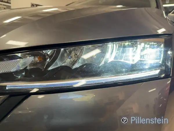 ŠKODA OCTAVIA (14/16)