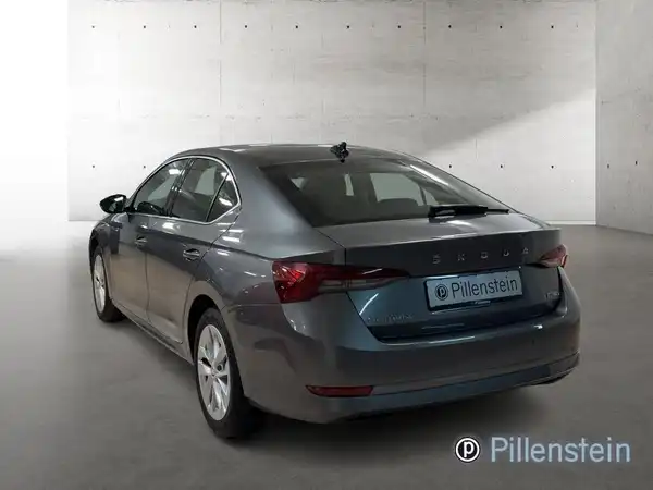 ŠKODA OCTAVIA (3/16)