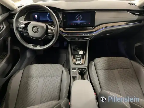 ŠKODA OCTAVIA (8/16)