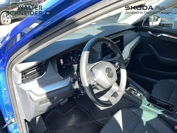 ŠKODA OCTAVIA (16/21)