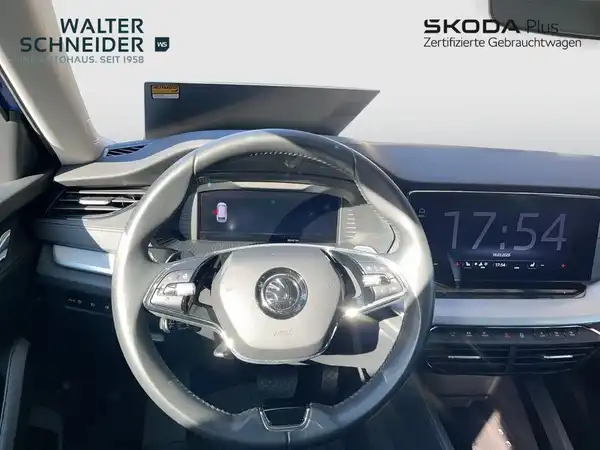 ŠKODA OCTAVIA (7/16)