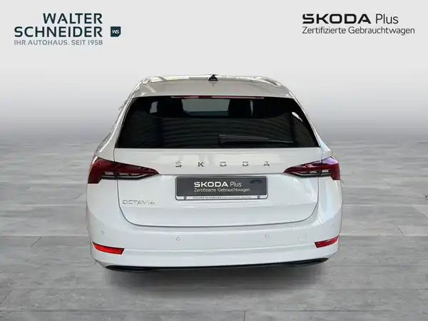 ŠKODA OCTAVIA (3/15)