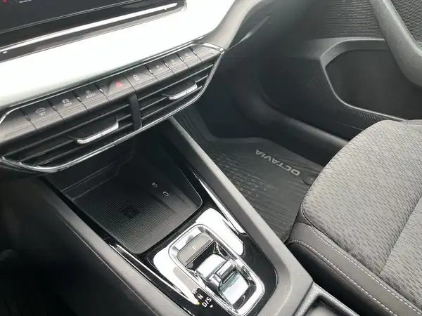 ŠKODA OCTAVIA (19/20)