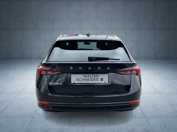ŠKODA OCTAVIA (4/20)