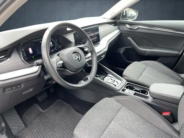 ŠKODA OCTAVIA (9/20)