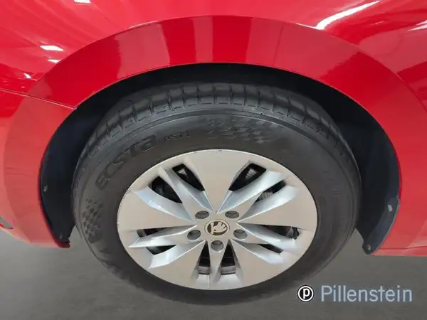 ŠKODA OCTAVIA (6/15)