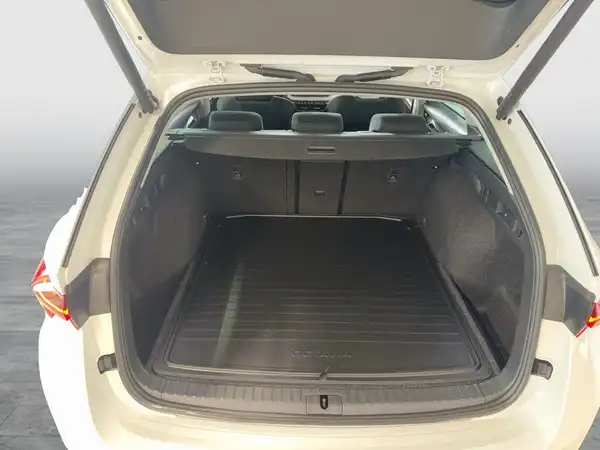 ŠKODA OCTAVIA (12/18)