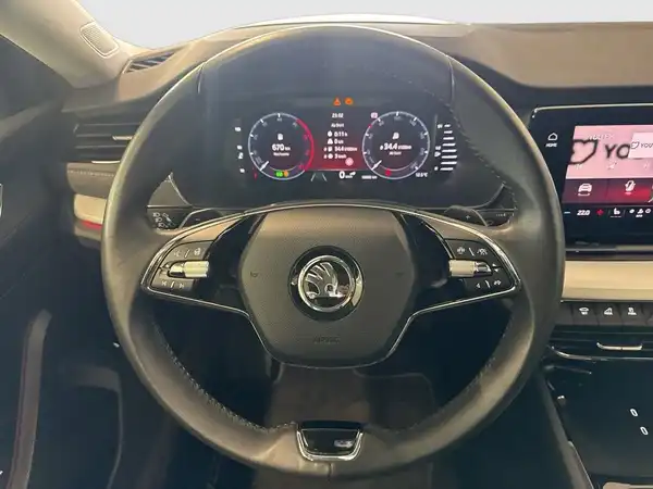 ŠKODA OCTAVIA (15/18)