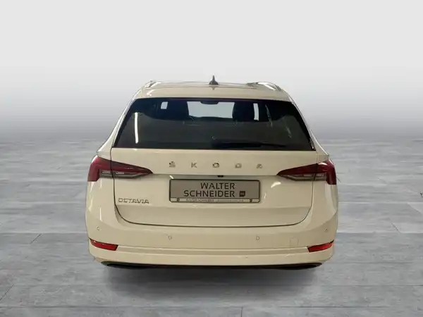 ŠKODA OCTAVIA (4/18)