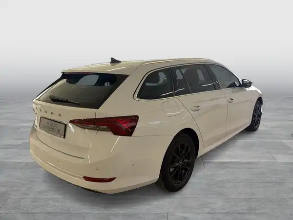 ŠKODA OCTAVIA (5/18)