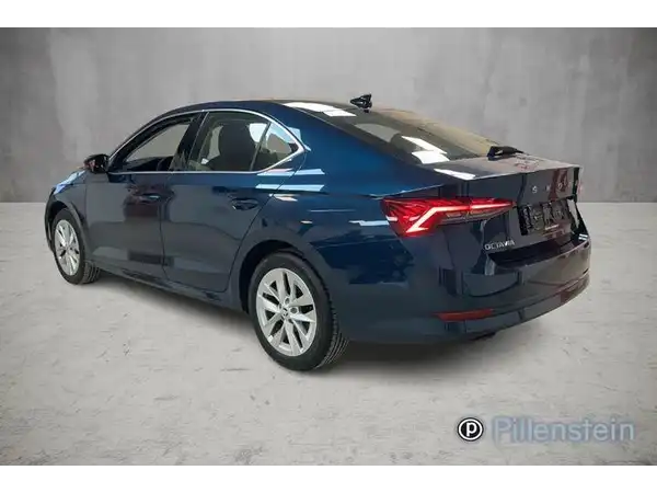 ŠKODA OCTAVIA (4/6)