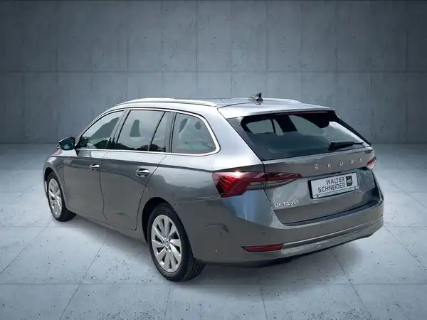 ŠKODA OCTAVIA (3/21)