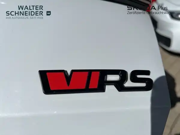 ŠKODA OCTAVIA RS (12/16)