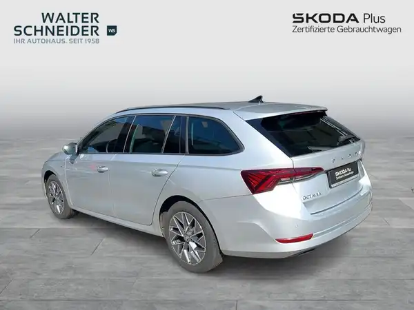 ŠKODA OCTAVIA (3/21)