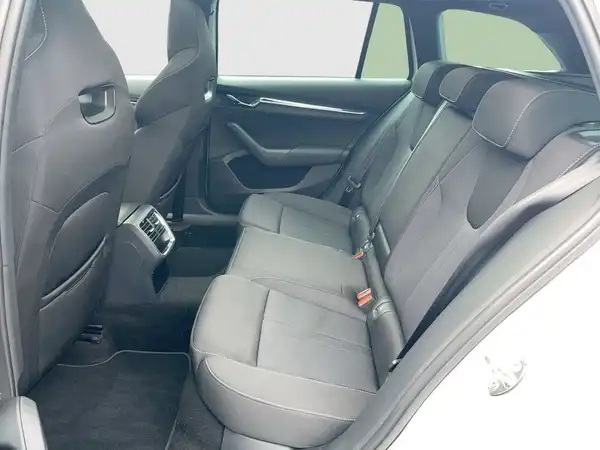 ŠKODA OCTAVIA (12/17)