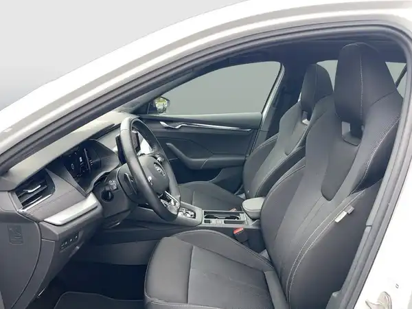 ŠKODA OCTAVIA (9/17)