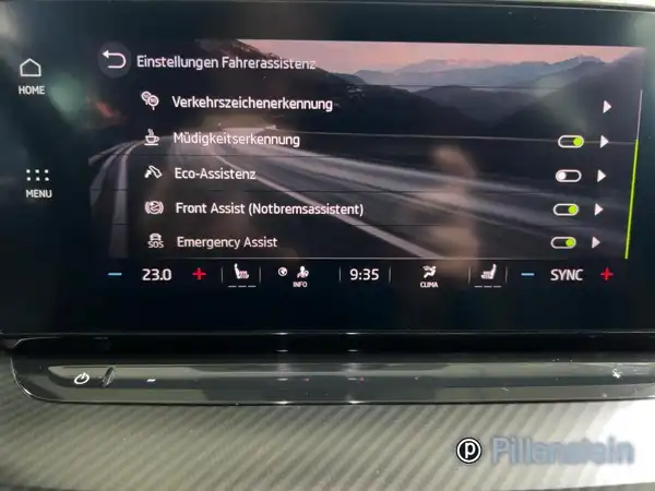 ŠKODA OCTAVIA RS (13/16)