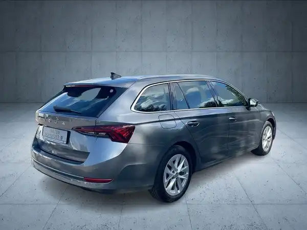 ŠKODA OCTAVIA (5/21)