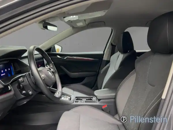 ŠKODA OCTAVIA (5/16)