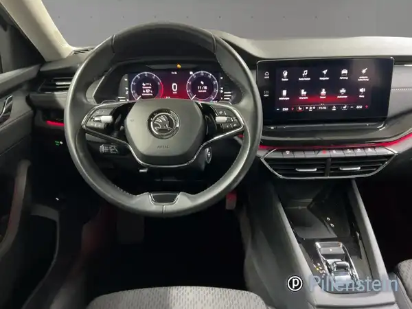 ŠKODA OCTAVIA (7/16)