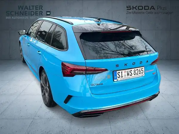 ŠKODA OCTAVIA RS (3/19)