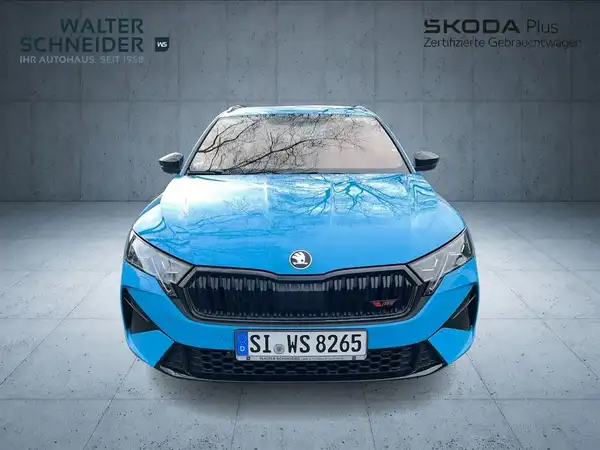 ŠKODA OCTAVIA RS (8/19)