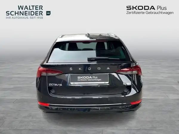 ŠKODA OCTAVIA (4/21)
