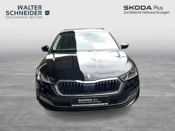 ŠKODA OCTAVIA (7/21)