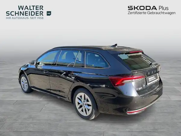 ŠKODA OCTAVIA (3/21)