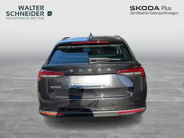 ŠKODA OCTAVIA (4/21)