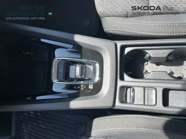 ŠKODA OCTAVIA (15/18)