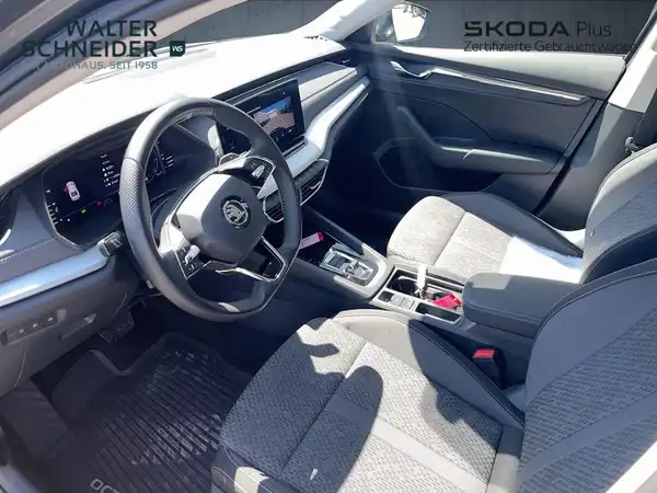 ŠKODA OCTAVIA (9/18)