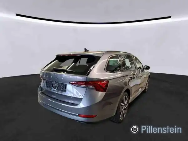 ŠKODA OCTAVIA (6/10)