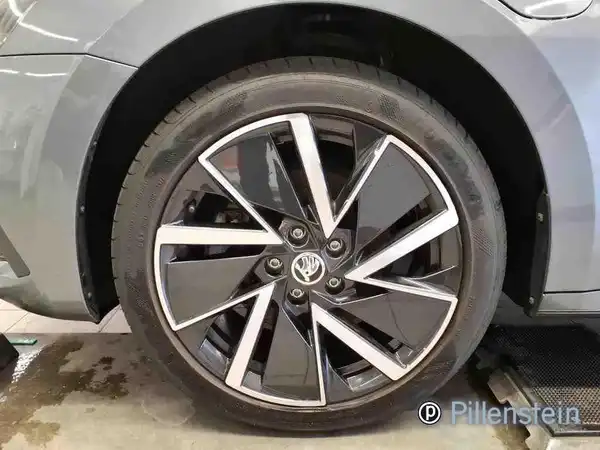 ŠKODA OCTAVIA (7/10)