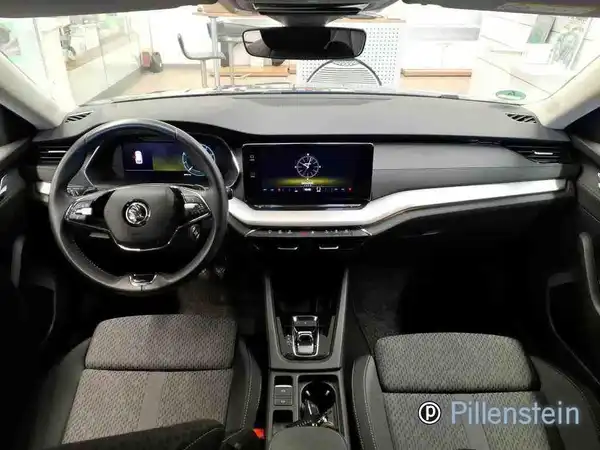 ŠKODA OCTAVIA (8/10)