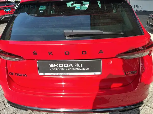 ŠKODA OCTAVIA RS (12/21)