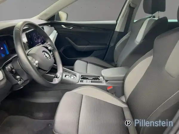 ŠKODA OCTAVIA (7/8)