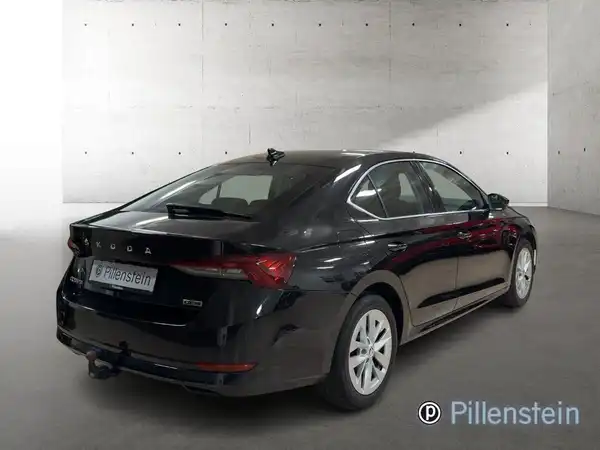 ŠKODA OCTAVIA (4/16)