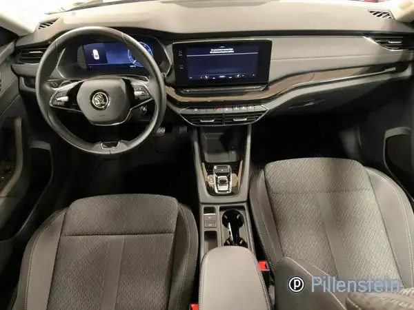 ŠKODA OCTAVIA (8/16)