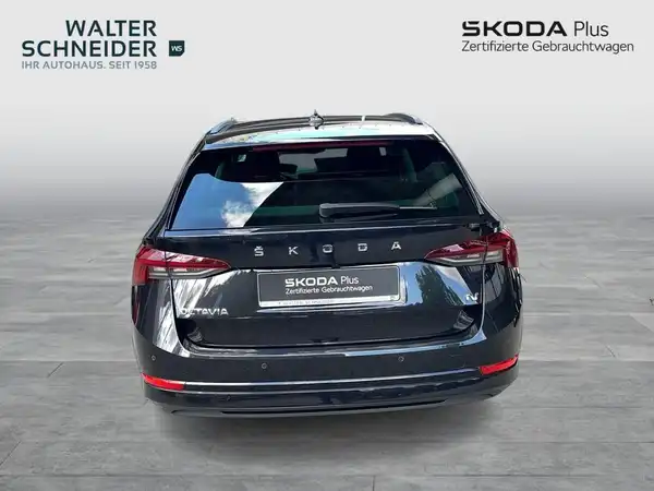 ŠKODA OCTAVIA (4/22)
