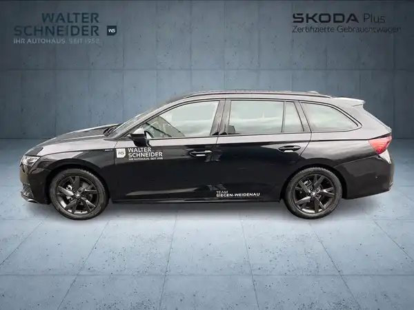 ŠKODA OCTAVIA (2/15)
