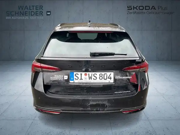 ŠKODA OCTAVIA (4/15)