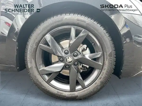 ŠKODA OCTAVIA (6/15)