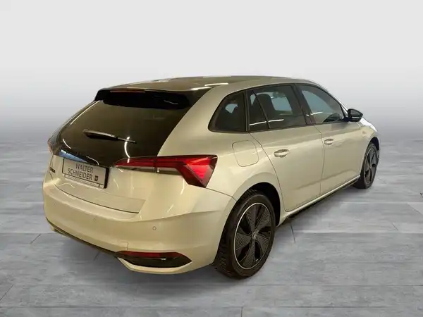ŠKODA SCALA (5/19)