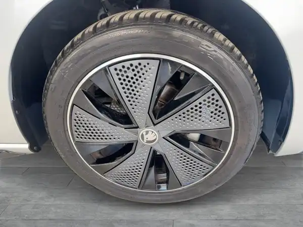 ŠKODA SCALA (7/19)