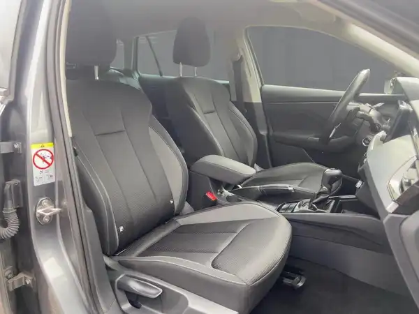 ŠKODA Scala 1.0 TSI DSG Tour/ PDC/CAM (11/15)