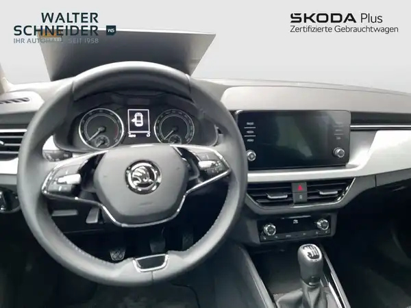 ŠKODA SCALA (7/16)