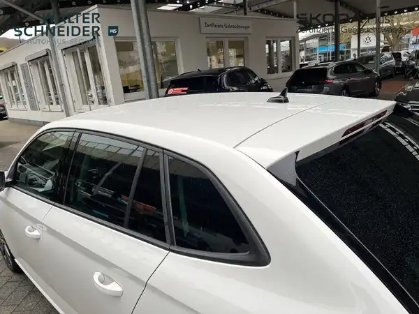 ŠKODA SCALA (10/16)