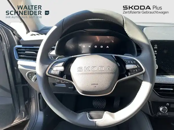 ŠKODA SCALA (11/15)
