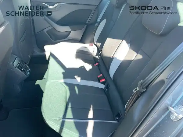 ŠKODA SCALA (14/15)